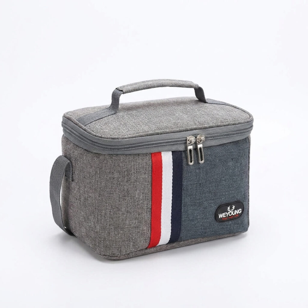 Sac isotherme repas rayé - photo e-commerce fond blanc